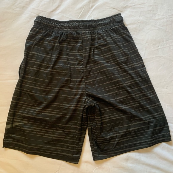 Nike athletic shorts - Picture 2 of 4